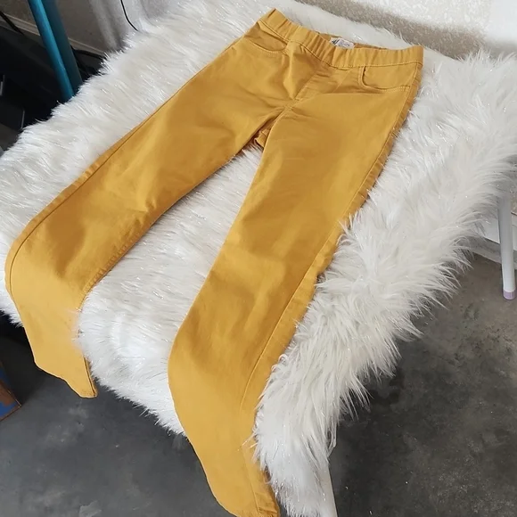 Big girls mustard pants and 2 navy blue Tops set - Picture 9 of 10